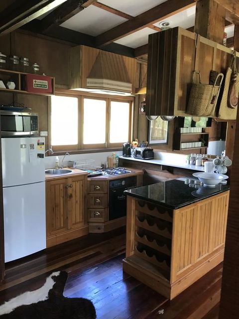 Delaneys Creek Cabin Retreat - Accommodation in Bendigo 2