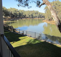 Discovery Parks - Maidens Inn Moama - Accommodation in Bendigo