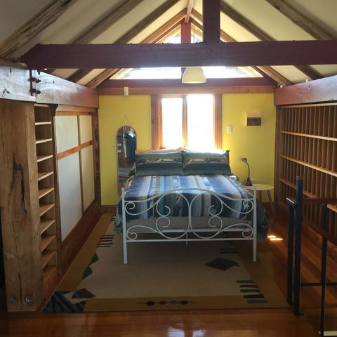 Dolphin Beach House - Accommodation in Bendigo 3