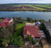 Doreen's - Accommodation in Bendigo