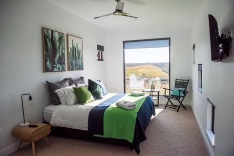 Dragonfly Cottages - Accommodation in Bendigo 1