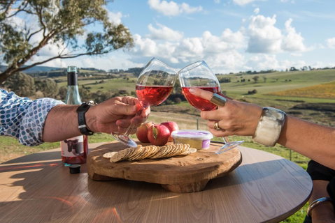 Dragonfly Cottages - Accommodation in Bendigo 3