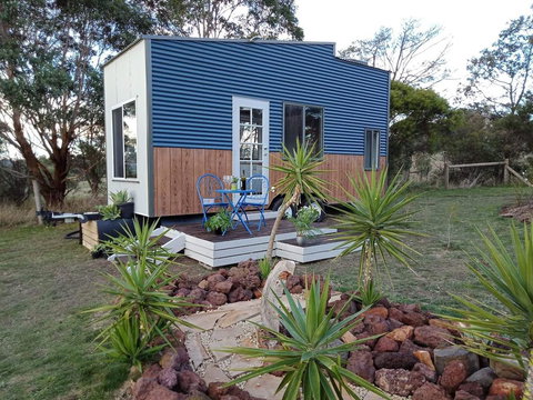 Dyl & Lil's Tiny House On Wheels - Accommodation in Bendigo 0