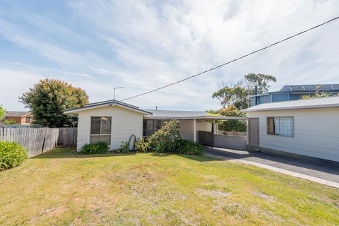 Elanora - Accommodation in Bendigo 0