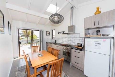 Elanora - Accommodation in Bendigo 3