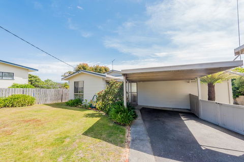 Elanora - Accommodation in Bendigo 1