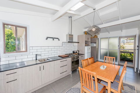 Elanora - Accommodation in Bendigo 2