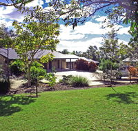 Emeraldene Inn  Eco-Lodge - Accommodation in Bendigo