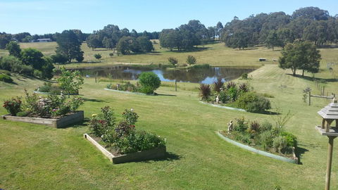 Emu Lodge Country Retreat - Accommodation in Bendigo 0