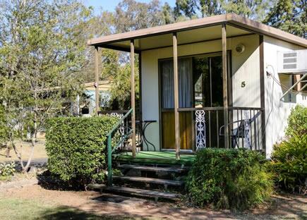 Esk Caravan Park & Rail Trail Motel - Accommodation in Bendigo 2