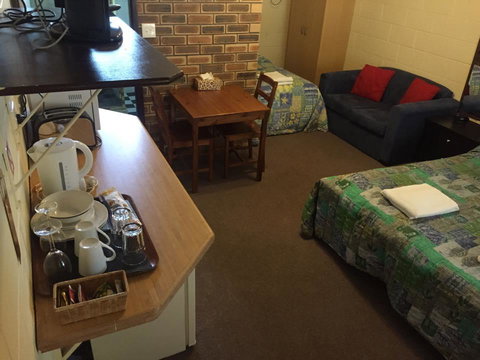 Esk Motel - Accommodation in Bendigo 1