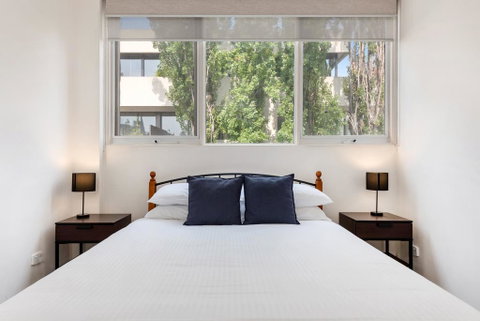Explore Melbourne From A Convenient South Yarra Pad - Accommodation in Bendigo 1