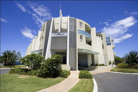 EXTRA LARGE 2 Bed Apartment - 3 Pools And Spa - Mountain View - BEACHFRONT LOCATION CABARITA BEACH - Accommodation in Bendigo 1