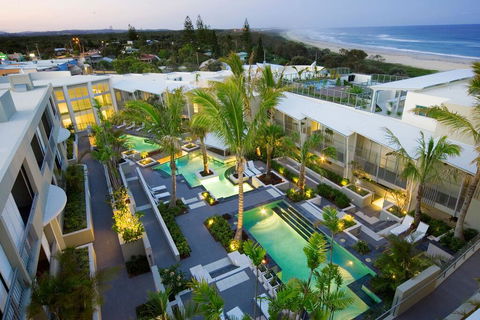 EXTRA LARGE 2 Bed Apartment - 3 Pools And Spa - Mountain View - BEACHFRONT LOCATION CABARITA BEACH - Accommodation in Bendigo 2