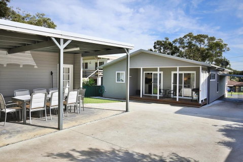 Fairways - 10 Mins To Hyams Beach - Accommodation in Bendigo 1