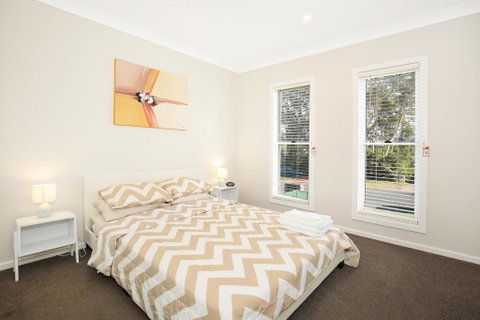 Fairways - 10 Mins To Hyams Beach - Accommodation in Bendigo 3
