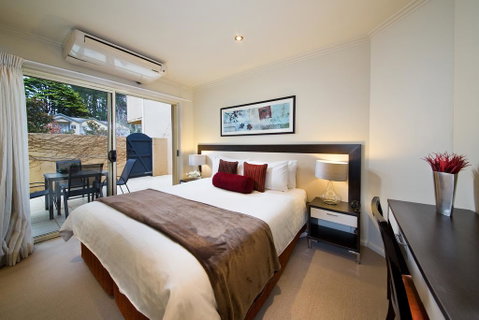 Falls Mountain Retreat Blue Mountains - Accommodation in Bendigo 2