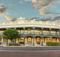 Farmers Home Hotel - Accommodation in Bendigo