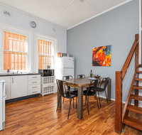 Five Ways CBD Apartment - Spacious Wifi Free Parking - Accommodation in Bendigo