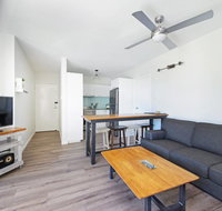 Flynns Beach Apartments 4 41 Pacific Drive - Accommodation in Bendigo
