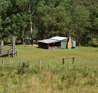 Four Bull Hut - Accommodation in Bendigo