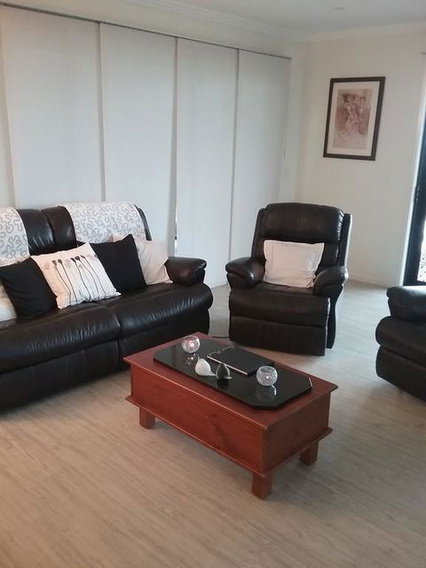 Fraser Views Bed And Breakfast - Accommodation in Bendigo 3