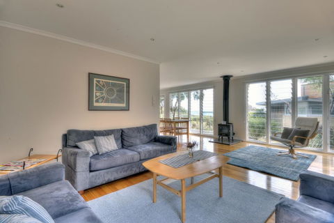 Freycinet Sanctuary @ Oyster Bay - Accommodation in Bendigo 3