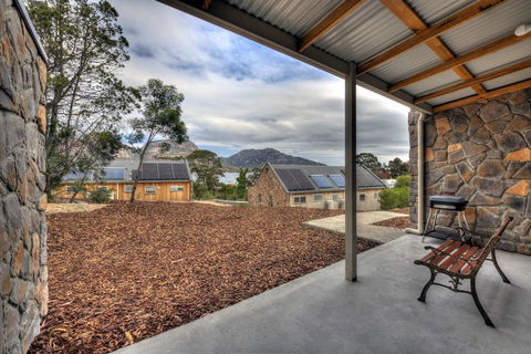 Freycinet Stone Studio 7 - Quartz - Accommodation in Bendigo 1