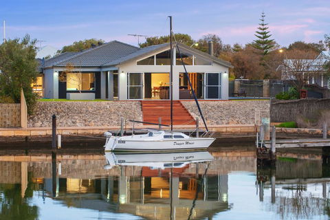 Geographe House - Accommodation in Bendigo 0