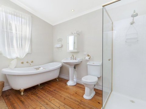 Ginabella - Accommodation in Bendigo 1