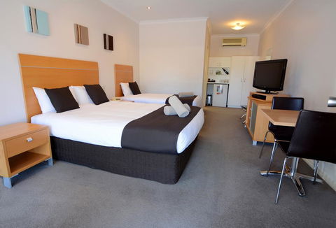 Golden Reef Motor Inn - Accommodation in Bendigo 3