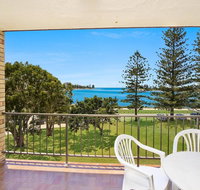Golden Shores U8 21 Landsborough Parade - Accommodation in Bendigo