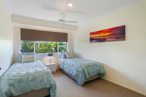 Gone Fishin' - Noosa Waters - Accommodation in Bendigo 3