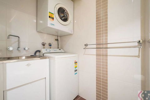 Gorgeous 4 Bed Beachside Apartment - Diamond Beach Resort - Accommodation in Bendigo 2