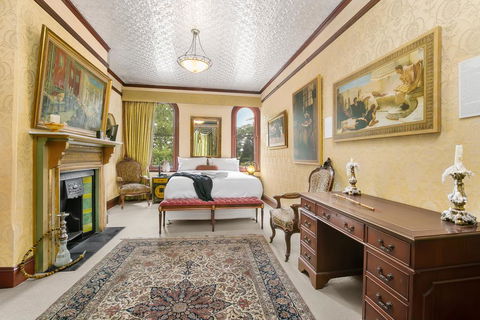 Grand & Central On George - Unique - Opulent - Accommodation in Bendigo 2