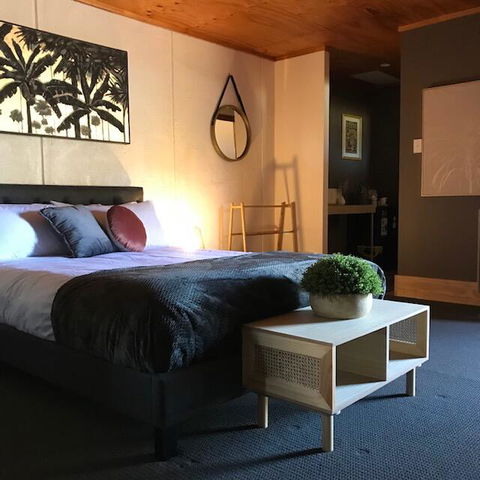 Granite Belt Cabins - Accommodation in Bendigo 3