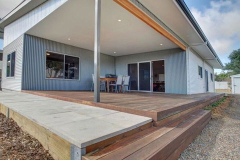 Grey On The Bay - Accommodation in Bendigo 0
