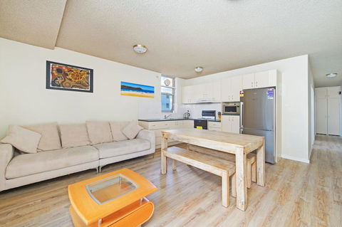 Headlands 8 1 Clarence Street - Accommodation in Bendigo 2