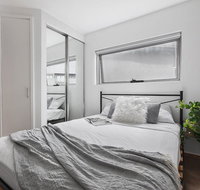 Heart of Sandringham Apartment by Ready Set Host - Accommodation in Bendigo