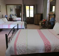 Henry's Cottage - Accommodation in Bendigo