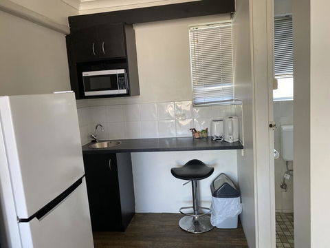Hervey Bay Motel - Accommodation in Bendigo 2