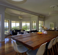 Hideaway - Pacific Palms - Accommodation in Bendigo