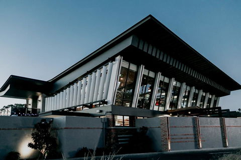 Highlander Hotel Bar Kitchen Rooftop - Accommodation in Bendigo 0