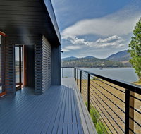 Hobart Waterfront Luxury Retreat - Accommodation in Bendigo