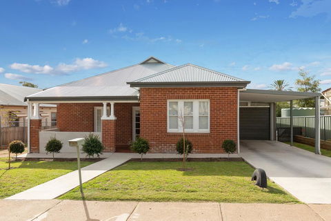 Home Away From Home - Accommodation in Bendigo 0