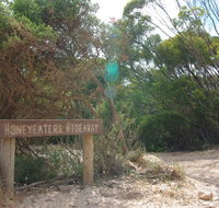 Honeyeaters Hideaway in Vivonne Bay - Accommodation in Bendigo