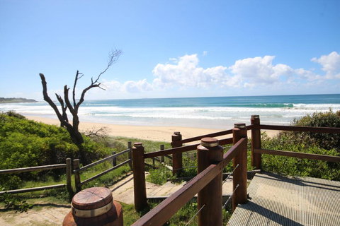 Irvin Villa - Coffs Harbour, NSW - Accommodation in Bendigo 3