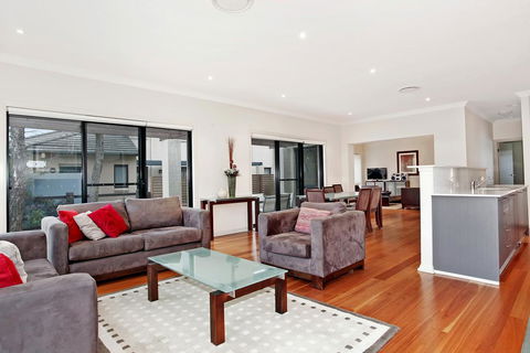 Jacarandas Parkview - Accommodation in Bendigo 0