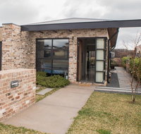 Jamila - Accommodation in Bendigo