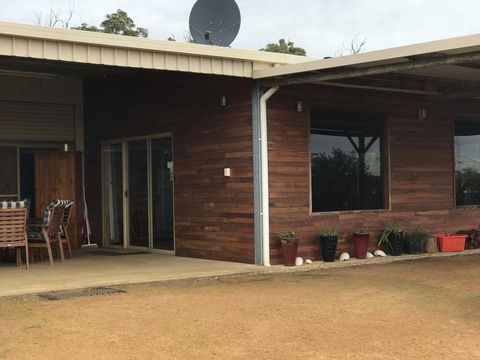 Jarrah Glen Cabins - Accommodation in Bendigo 1